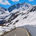 Rohtang Pass Road in Winter